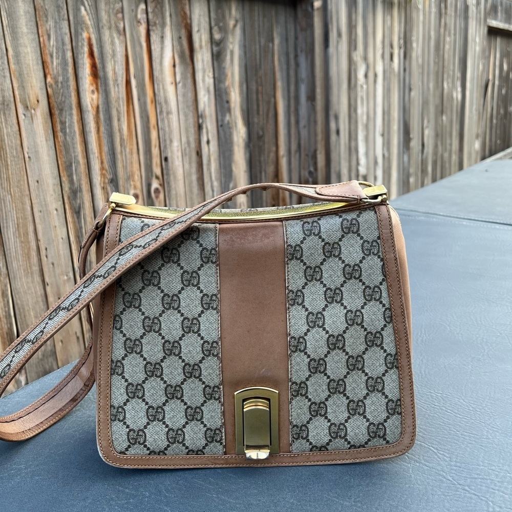 Vintage Gucci canvas coated handbag